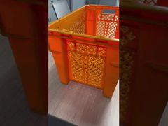 Casse in plastica impilabili e annidabili con fondo rinforzato e design di ventilazione